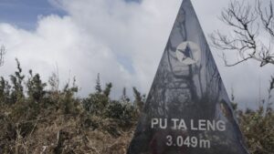 Review trekking Putaleng: Chinh phục đỉnh núi cao thứ 3 Việt Nam