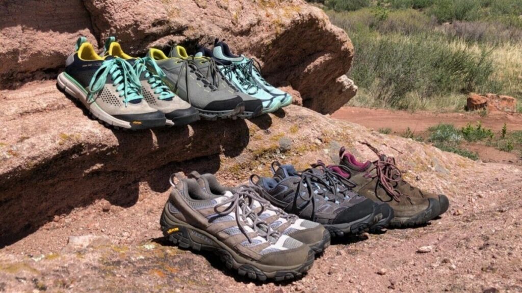 Điểm khác biệt giữa giày trekking nam và giày trekking nữ