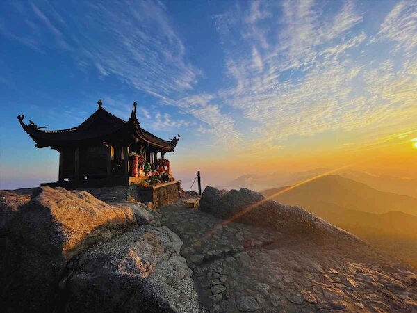 Tất cả thông tin cần biết về Trekking Yên Tử